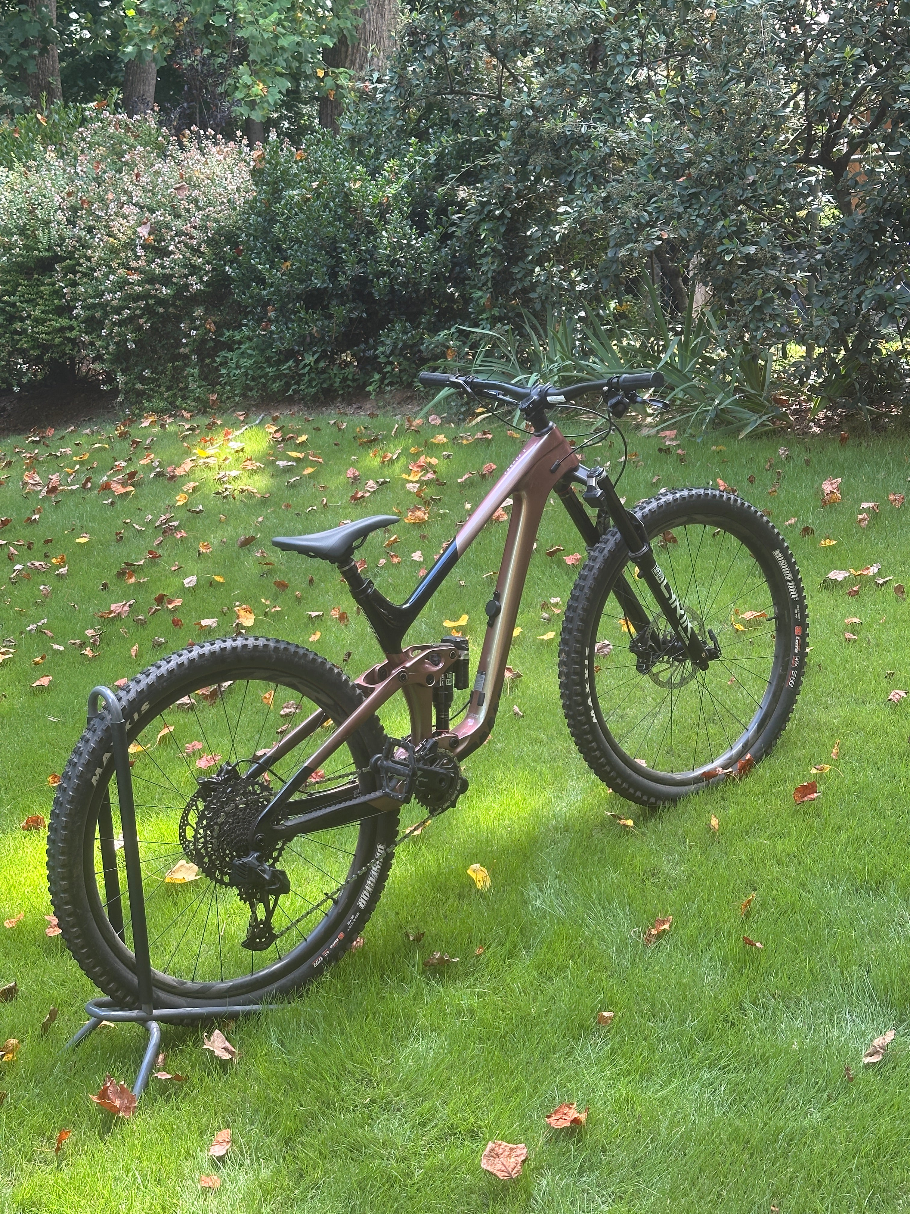 AirTag Bottle Cage Mount — Adjustable & Trail-Tested